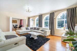 Photo 14- click for photo gallery